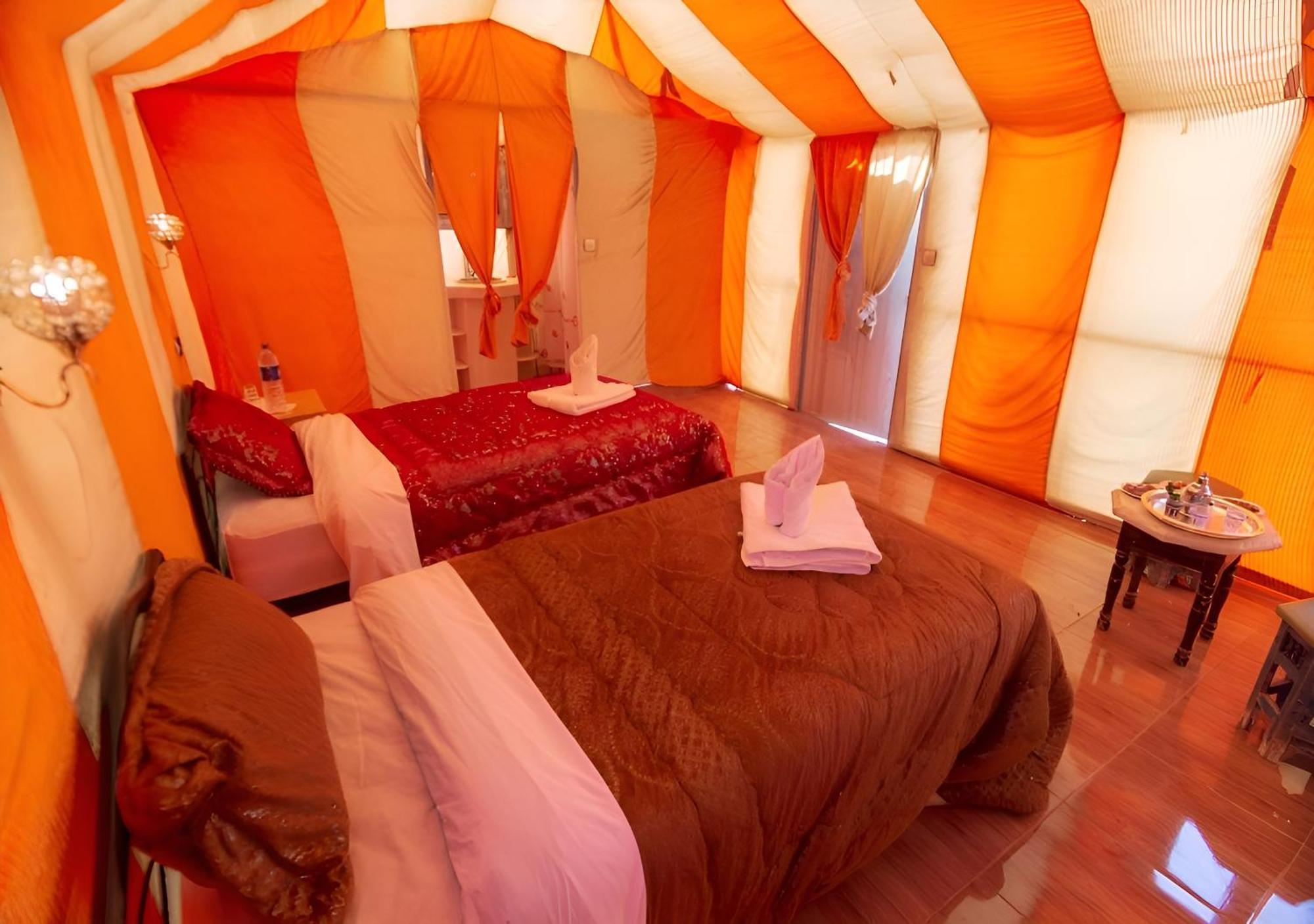Merzouga Lovely Luxury Camp Extérieur photo
