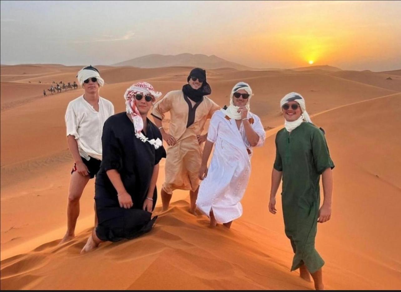 Merzouga Lovely Luxury Camp Extérieur photo