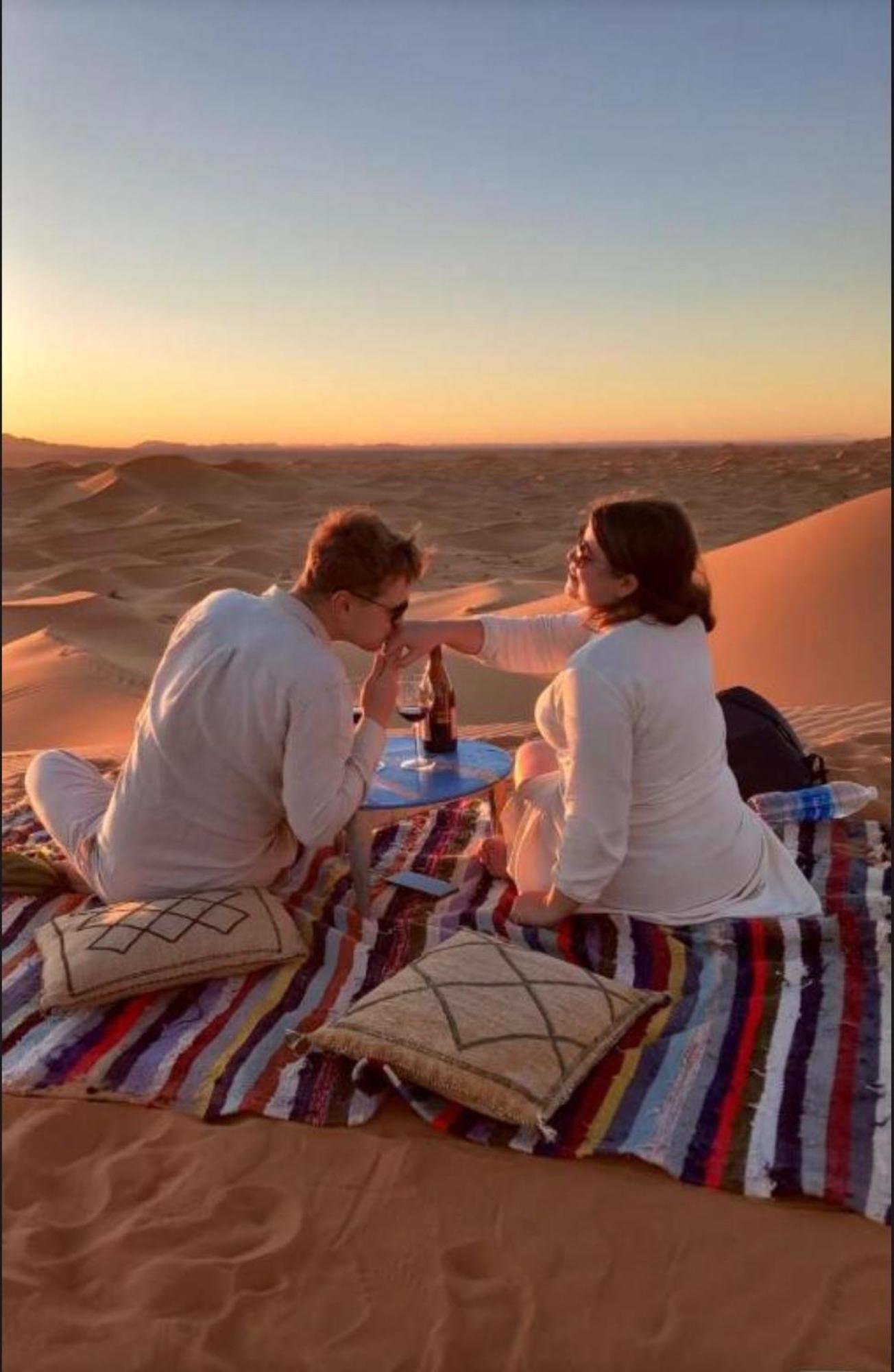 Merzouga Lovely Luxury Camp Extérieur photo